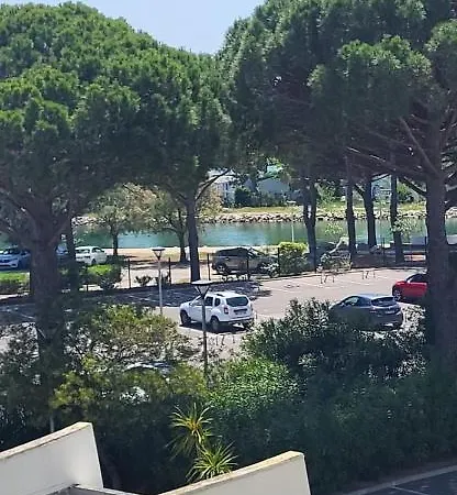 La Lagune 1 Les Pieds Dans Le Sable Daire *